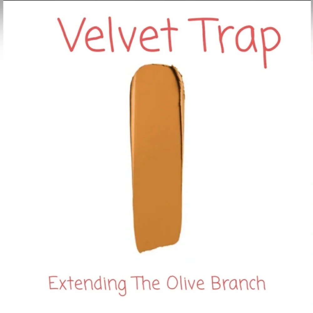 Jeffree Star Velvet Trap, Extending the Olive Branch, NIB